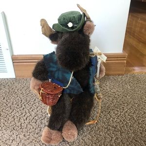 “Out of the Woods” Collector Moose